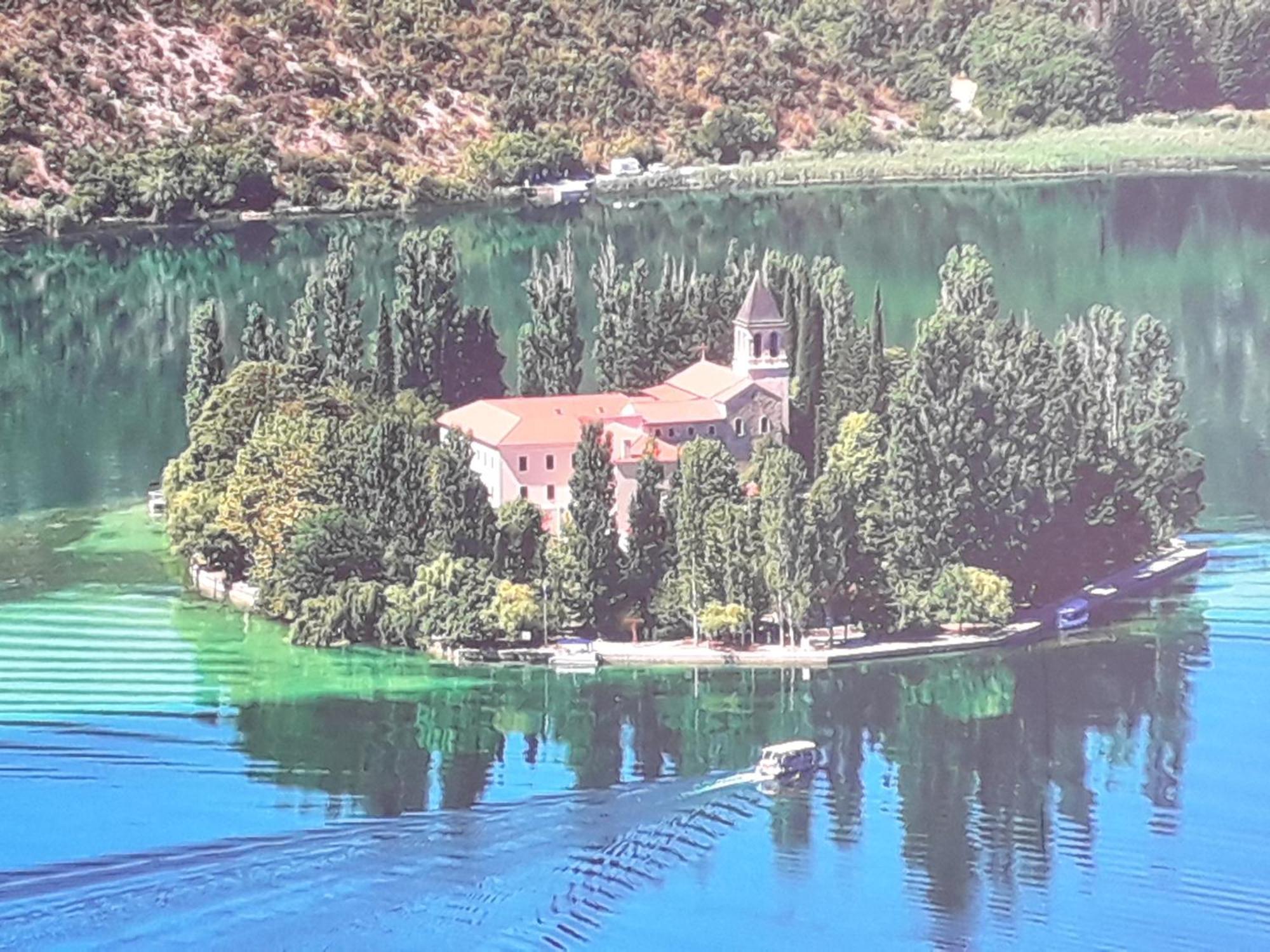 Kuce Za Odmor Brkic Lägenhet Lozovac Exteriör bild